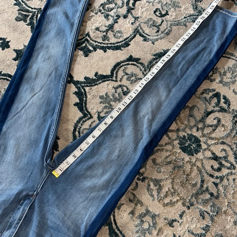 BDG Urban Outfitters Twig High Rise Skinny Jeans with dark wash side stripe 28W